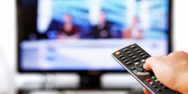 Televizyonlarda dn en ok izlenen dizi ve programlarn reytingleri 