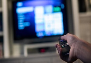 Televizyonlarda dn en ok izlenen dizi ve programlarn reytingleri 
