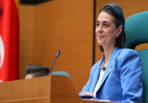 �sk�dar Belediye Ba�kan� Sinem Dedeta� adliyeye sevk edildi