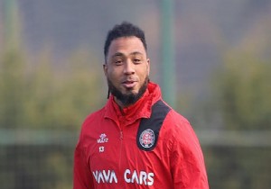 Colin Kaz�m �n yeni tak�m� belli oldu 